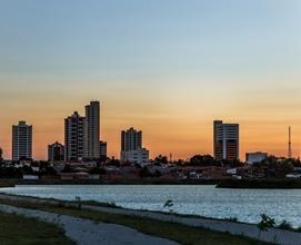 Imagem de um dia bonito e ensolarado em Feira de Santana